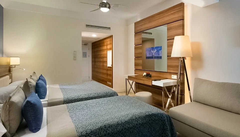 هتل لیماک آتلانتیس دیلاکس آنتالیا